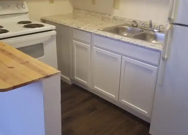 Property at 182 E Market St Unit 316, Tiffin, OH, 44883, 2 beds, 1 bath, [object Object]