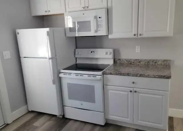Property at 44 Winter St, Fitchburg, MA, 01420, 1 bed, 1 bath, [object Object]