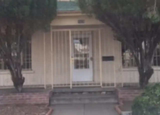 Property at 1522 E Yandell Dr, El Paso, TX, 79902, 4 beds, 2 baths, [object Object]