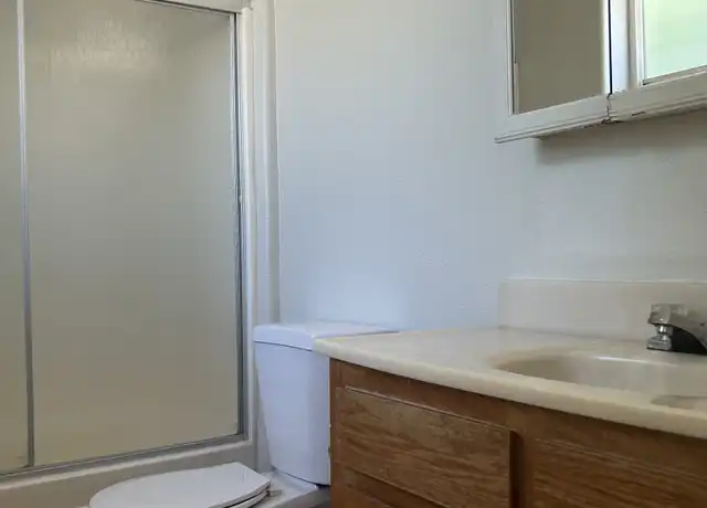 Property at 90 E Grant Line Rd Unit 4, Tracy, CA, 95376, 3 beds, 2 baths, [object Object]