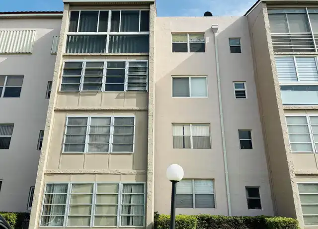 Property at 2821 Somerset Dr #418, Lauderdale Lakes, FL, 33311, 1 bed, 1 bath, [object Object]