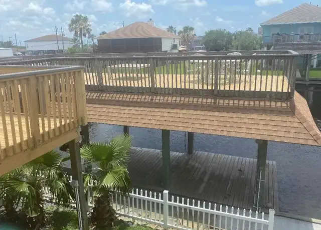 Property at 638A Warsaw St, Hitchcock, TX, 77563, 3 beds, 2 baths, [object Object]