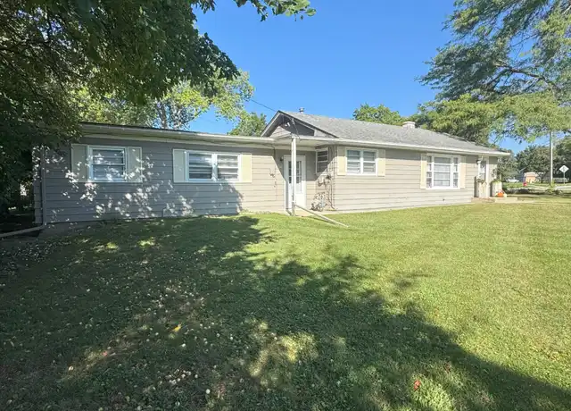 Property at 1837 S 7th Ave Unit 1, St. Charles, IL, 60174, 2 beds, 1 bath, [object Object]