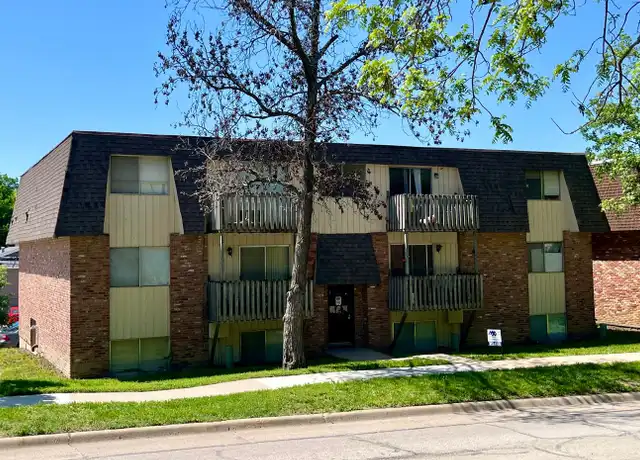 Property at 1027 Mississippi St Unit 4, Lawrence, KS, 66044, 1 bed, 1 bath, [object Object]