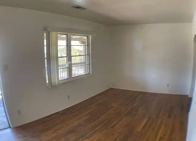 Property at 324 N San Francisco St Unit 8, Flagstaff, AZ, 86001, 1 bed, 1 bath, [object Object]