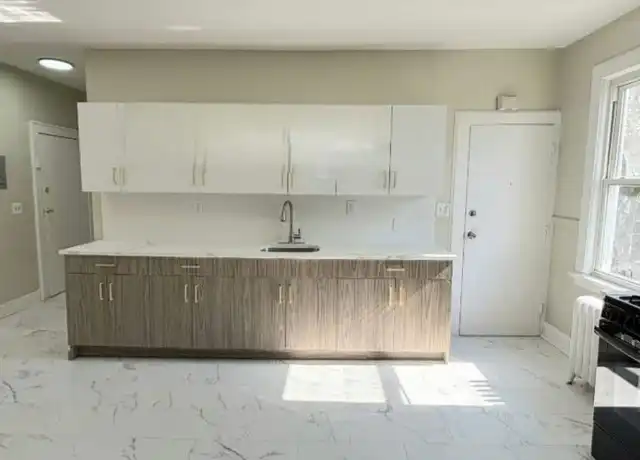 Property at 262 Ellis Ave Unit 1, Irvington, NJ, 07111, 3 beds, 1 bath, [object Object]