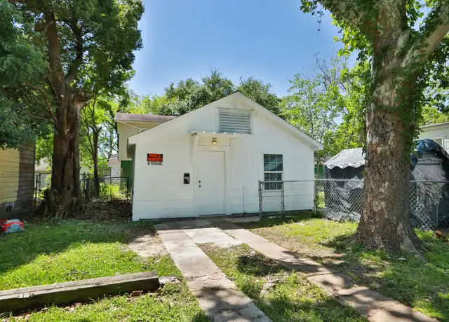 Property at 404 N 7th St, Baytown, TX, 77520, 1 bed, 1 bath, [object Object]