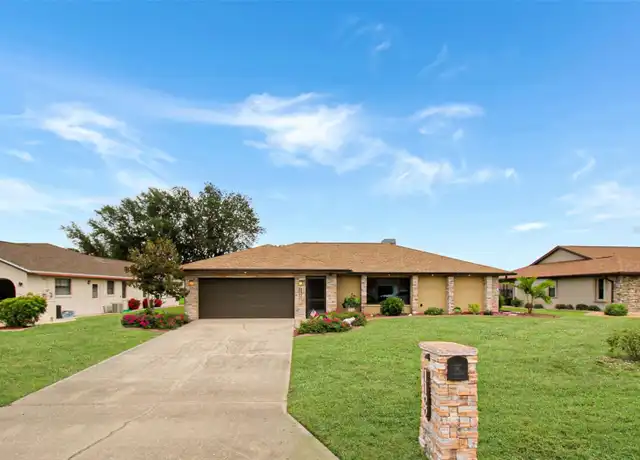Property at 1122 Paraclete Rd, Punta Gorda, FL, 33983, 3 beds, 2 baths, [object Object]