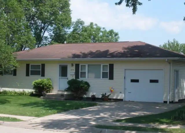 Property at 2670 Marywood Dr, Dubuque, IA, 52001, 3 beds, 1.5 baths, [object Object]