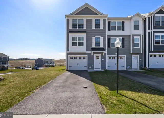 Property at 15 Justify Dr, Hanover, PA, 17331, 4 beds, 2.5 baths, [object Object]
