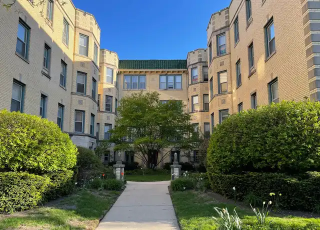 Property at 824 Mulford St Unit 2E, Evanston, IL, 60202, 1 bed, 1 bath, [object Object]