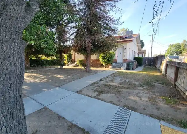 Property at 2111 Palm St, Bakersfield, CA, 93304, 3 beds, 1 bath, [object Object]