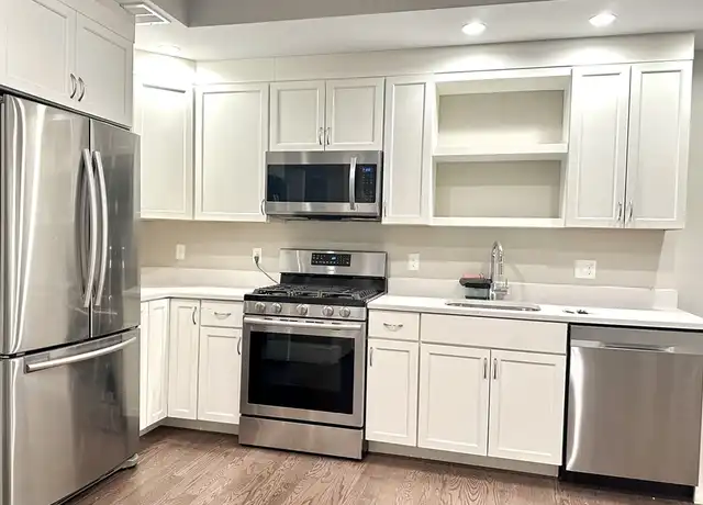 Property at 371 Main St Unit 7, Woburn, MA, 01801, 1 bed, 1 bath, [object Object]