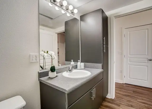 Photo of 9783 Pyramid Ct, Englewood, CO 80112