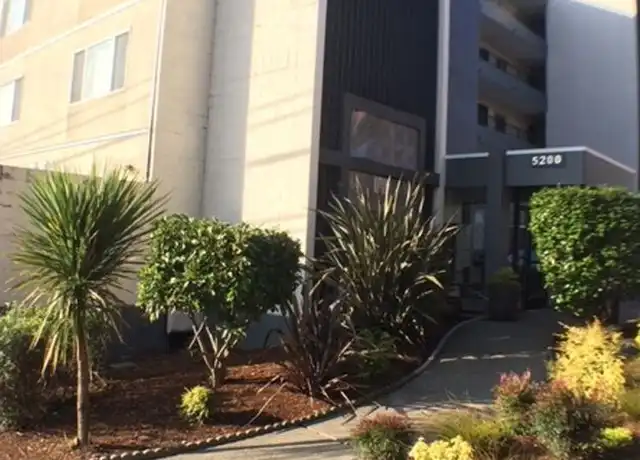 Property at 5200 University Way NE Unit 601, Seattle, WA, 98105, 2 beds, 2 baths, [object Object]
