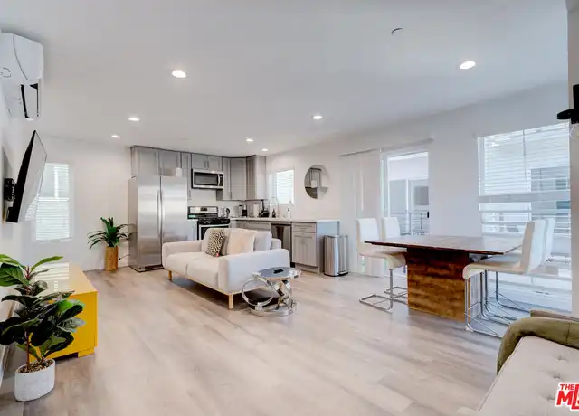 Property at 1875 W 20th St, Los Angeles, CA, 90007, 3 beds, 3.5 baths, [object Object]