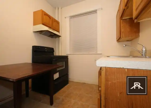 Property at 78 Glenville Ave, Allston, MA, 02134, 2 beds, 1 bath, [object Object]