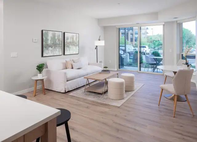 Property at 725 S Plaza Way Unit P20, Mendota Heights, MN, 55120, 1 bed, 1 bath, [object Object]
