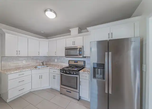 Property at 1715 Landis St Unit B, Burbank, CA, 91504, 1 bed, 1 bath, [object Object]