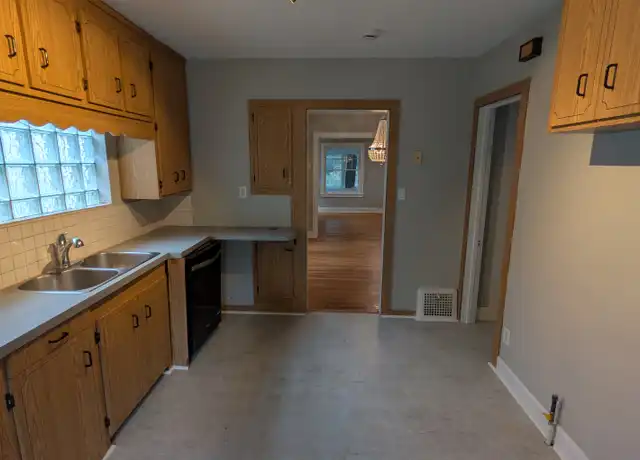 Property at 4522 Rainbow Rd, Cleveland, OH, 44121, 3 beds, 1.5 baths, [object Object]