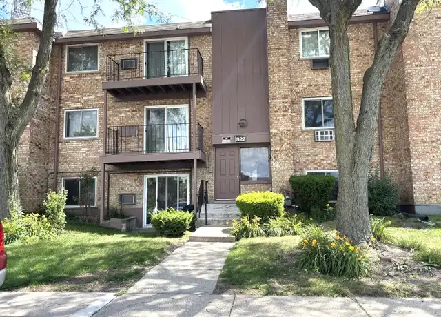 Property at 827 College Blvd Unit 201, Addison, IL, 60101, 1 bed, 1 bath, [object Object]