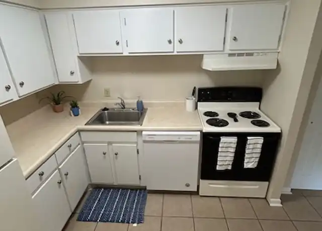 Property at 1447 Henley Rd Unit 11-1447 Henley of Troy LLC, Troy, OH, 45373, 2 beds, 1 bath, [object Object]
