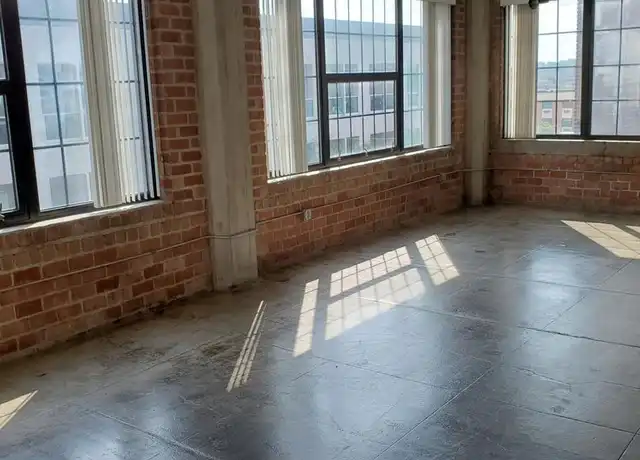 Property at 110 10th St Unit 112-301, Des Moines, IA, 50309, 1 bed, 2 baths, [object Object]