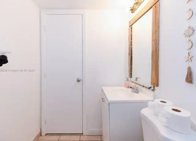 Property at 828 SW 2nd St Unit 1, Miami, FL, 33130, 2 beds, 1 bath, [object Object]