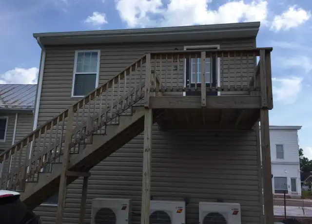 Property at 216 W King St Unit 2, Strasburg, VA, 22657, 1 bed, 1 bath, [object Object]
