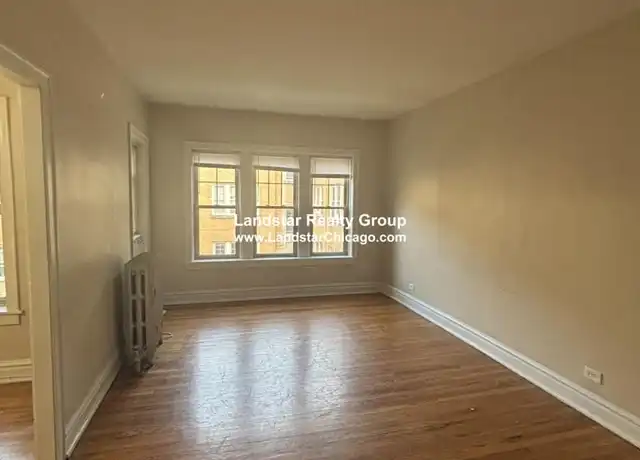 Property at 916 Reba Pl, Evanston, IL, 60202, 1 bed, 1 bath, [object Object]