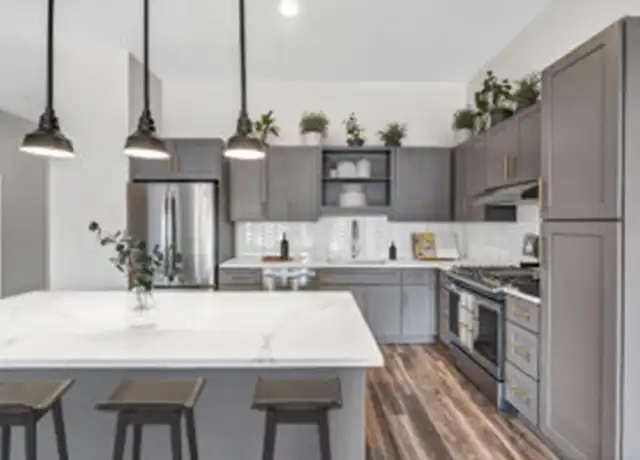 Property at 650 Elm Pl Unit 2BR, Highland Park, IL, 60035, 2 beds, 2 baths, [object Object]