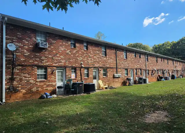 Property at 127 Country Village Ln Unit 127-106, Madison Heights, VA, 24572, 2 beds, 1.5 baths, [object Object]