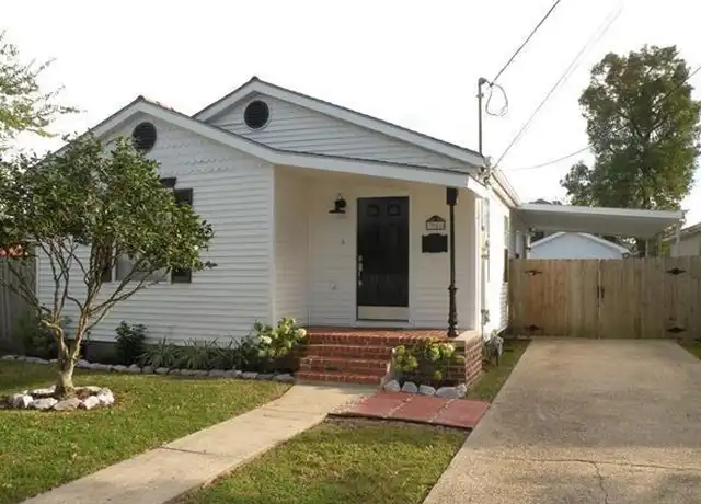 Property at 3004 43rd St, Metairie, LA, 70001, 2 beds, 2 baths, [object Object]