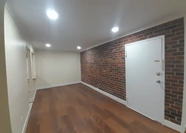 Property at 6036 Westchester Park Dr Unit T2, College Park, MD, 20740, 2 beds, 1 bath, [object Object]