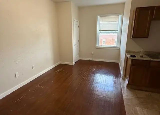 Property at 112 E Franklin St Unit 19, Liberty, MO, 64068, 1 bed, 1 bath, [object Object]