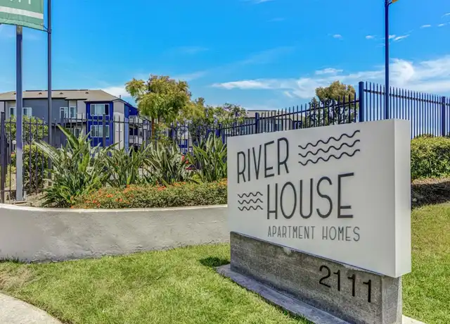 Property at River House Apartments - 2111 W 17th St, Santa Ana, CA, 92706, 1-2 bed, 1-2 bath, [object Object]