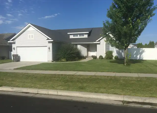 Property at 8307 N Ainsworth Dr, Hayden, ID, 83835, 3 beds, 2 baths, [object Object]