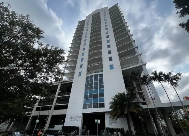 Property at 10 SW South River Dr Unit 812-812, Miami, FL, 33130, 1 bed, 1 bath, [object Object]