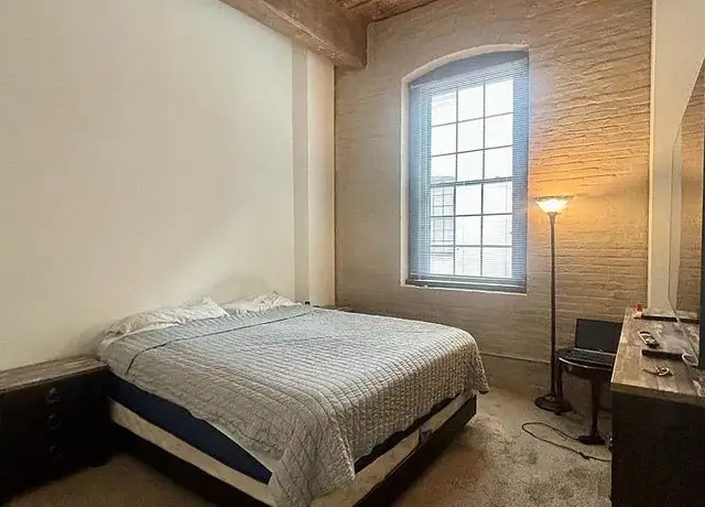 Photo of 121 S Fremont Ave, Baltimore, MD 21201