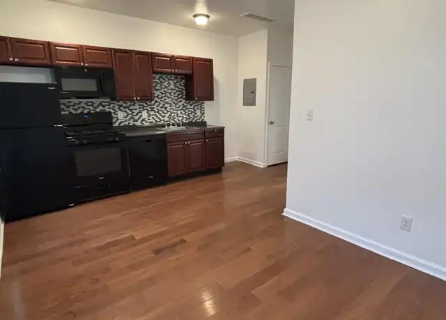 Property at 825 N 41st St, Philadelphia, PA, 19104, 1 bed, 1 bath, [object Object]
