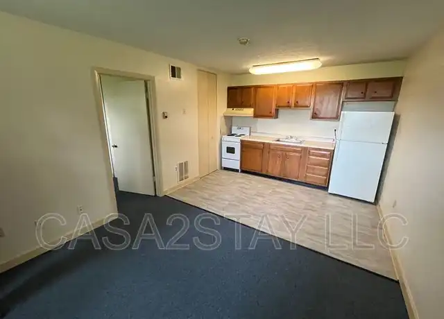 Property at 2105 Saint Johns Pl Unit 2105, Louisville, KY, 40210, 1 bed, 1 bath, [object Object]