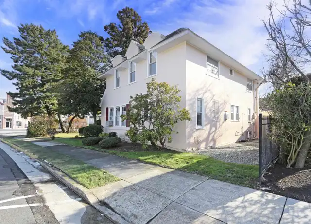Property at 7401 Ventnor Ave, Margate City, NJ, 08402, 4 beds, 2.5 baths, [object Object]
