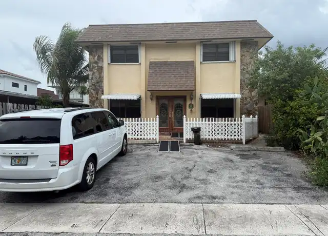 Property at 347 Elm St, Hollywood, FL, 33019, 1 bed, 1 bath, [object Object]