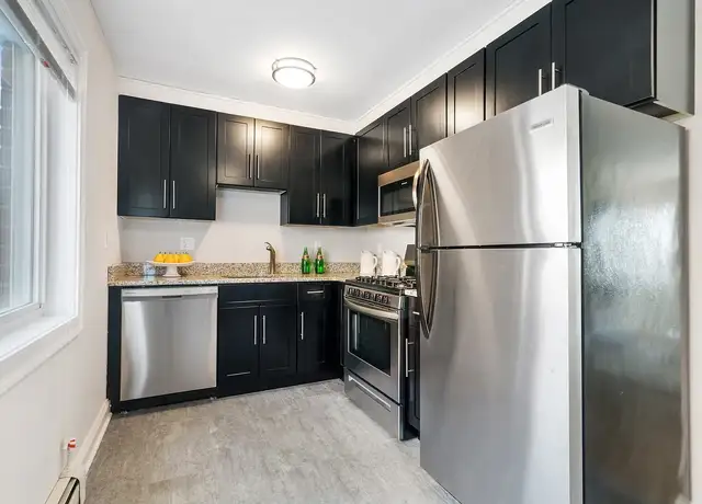 Photo of 3 Bedford Ave, Norwalk, CT 06850