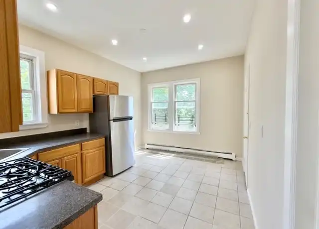Property at 532 S 20th St, Newark, NJ, 07103, 3 beds, 1 bath, [object Object]