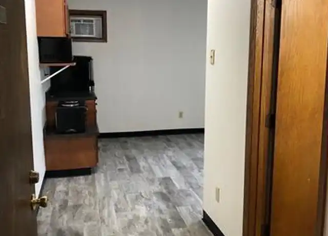 Property at 714 29th St N Unit A, Fargo, ND, 58102, 1 bed, 1 bath, [object Object]