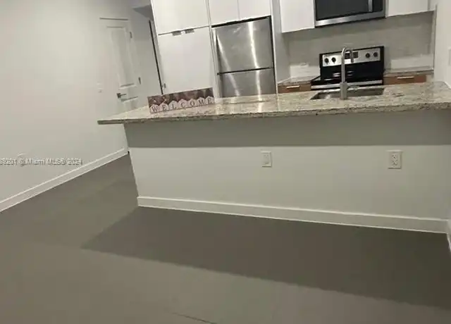 Property at 1211 Euclid Ave #8, Miami Beach, FL, 33139, 1 bed, 1 bath, [object Object]