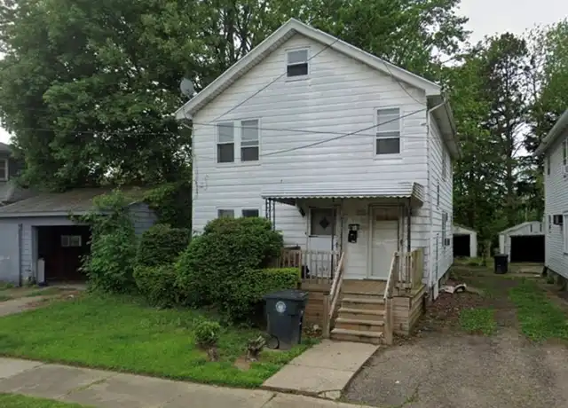 Property at 1038 Clay St Unit 1036, Akron, OH, 44301, 2 beds, 1 bath, [object Object]