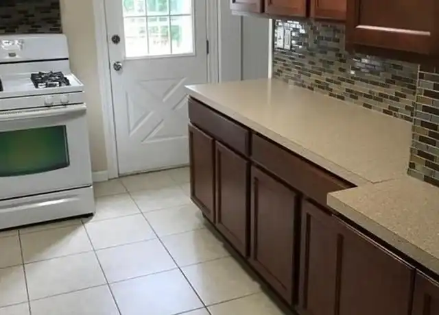 Property at 30800 Telegraph Rd Unit 0334, Bingham Farms, MI, 48025, 4 beds, 1 bath, [object Object]