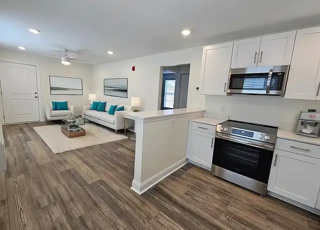 Property at The Terrace Apartments - 214 Red Cross St, Wilmington, NC, 28401, 1 bed, 1 bath, [object Object]
